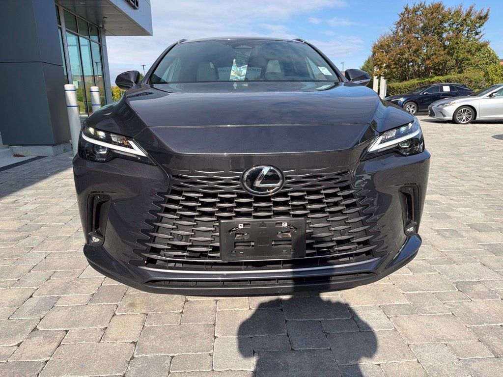 Used 2026 Lexus RX 350h AWD/4WD image 2