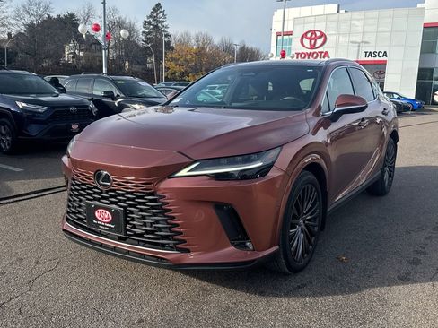 Used 2024 Lexus RX 350 AWD image 3