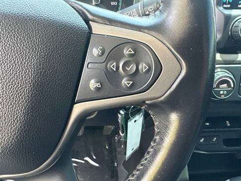 Used 2017 Chevrolet Colorado Z71 RWD image 25