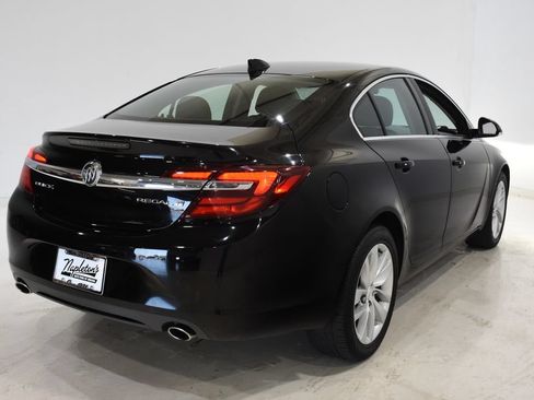 Used 2016 Buick Regal Premium FWD image 4