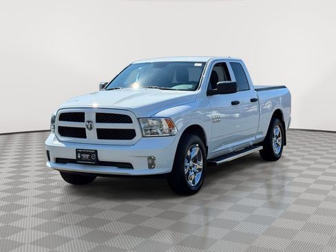 Used 2018 RAM 1500 Express w/ Express Value Package AWD/4WD image 2