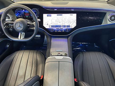 Used 2022 Mercedes-Benz EQS 580 4MATIC Sedan image 10