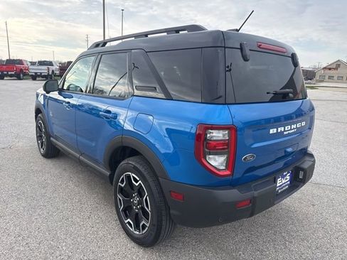 Used 2025 Ford Bronco Sport Outer Banks w/ Outer Banks Tech Package+ AWD/4WD image 5