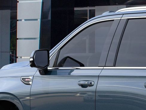 New 2026 GMC Yukon Elevation image 12