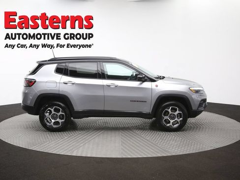 Used 2022 Jeep Compass Trailhawk w/ Trailhawk Elite Group AWD/4WD image 45