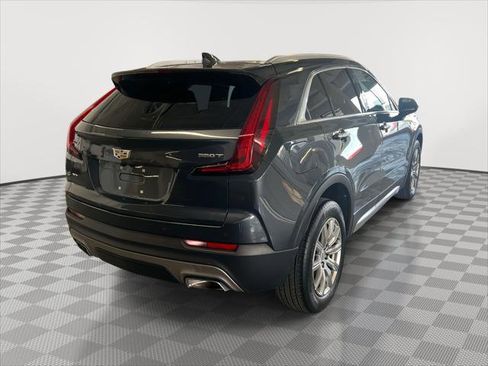 Used 2020 Cadillac XT4 Premium Luxury image 5