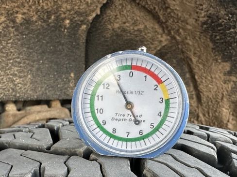 Used 2015 GMC Sierra 2500 SLE image 36