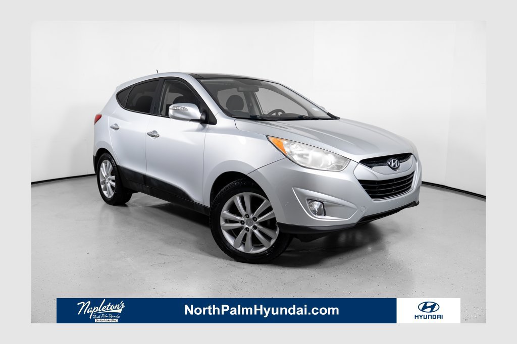 Used 2010 Hyundai Tucson Limited w/ Premium Pkg 4 FWD image 1