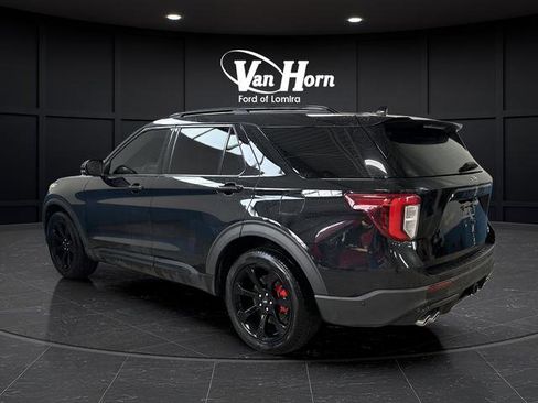 Used 2020 Ford Explorer ST w/ ST Street Pack image 3
