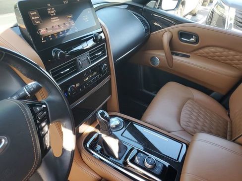 Used 2024 INFINITI QX80 Sensory AWD/4WD image 22
