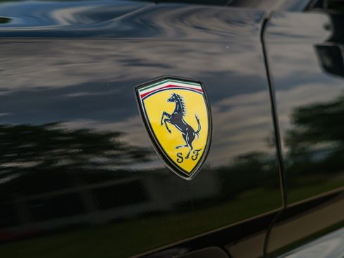 Used 2019 Ferrari Portofino RWD image 88