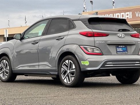 Certified 2023 Hyundai Kona SE image 9