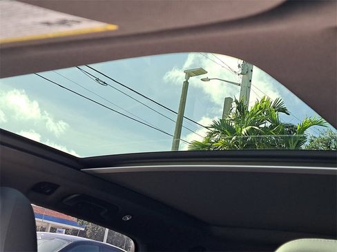 Used 2022 Audi Q7 3.0T Premium Plus w/ Premium Plus Package image 16