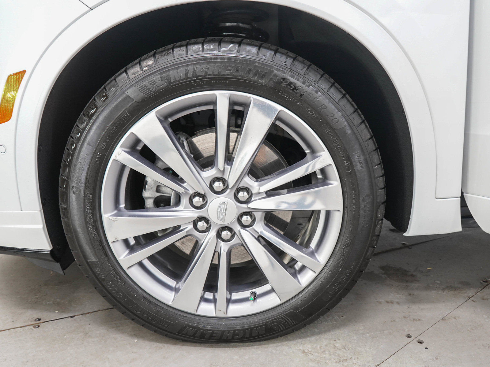 Used 2023 Cadillac XT6 Premium Luxury w/ Technology Package AWD/4WD image 31