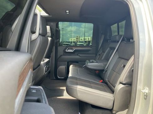 Used 2025 Chevrolet Silverado 3500 High Country w/ High Country Premium Package AWD/4WD image 20