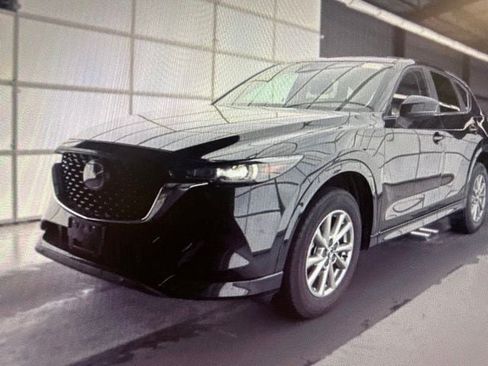 Used 2025 MAZDA CX-5 AWD 2.5 S w/ Preferred Package image 2