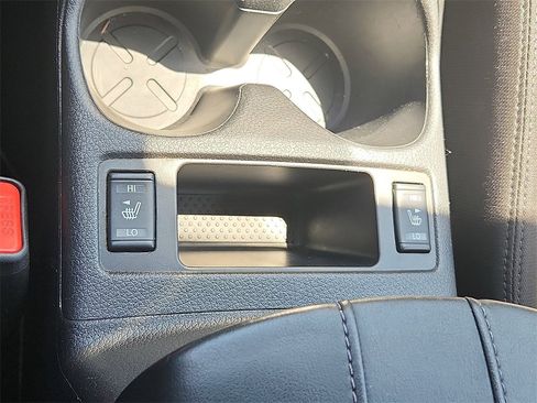 Used 2021 Nissan Rogue Sport SV image 26