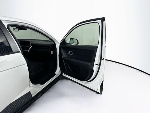 Used 2024 Hyundai Ioniq 5 SEL RWD image 31