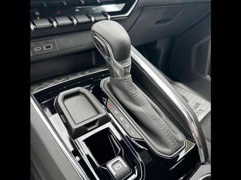 New 2025 GMC Canyon Elevation w/ Convenience Package image 18