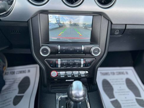 Used 2016 Ford Mustang Premium image 23