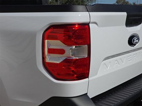 New 2025 Ford Maverick XL w/ Equipment Group 102A image 28