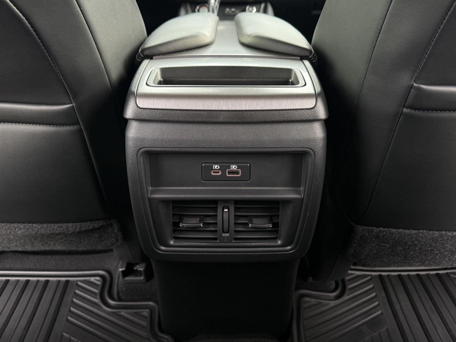 Used 2023 Nissan Murano SV AWD/4WD image 27