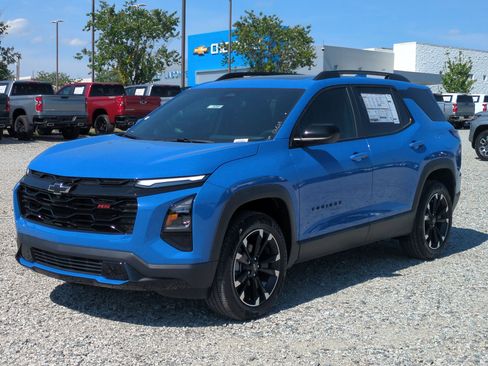 New 2026 Chevrolet Equinox RS w/ Convenience Package III FWD image 5