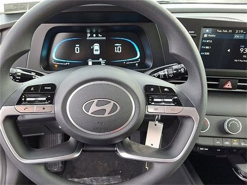 New 2026 Hyundai Elantra SE image 10