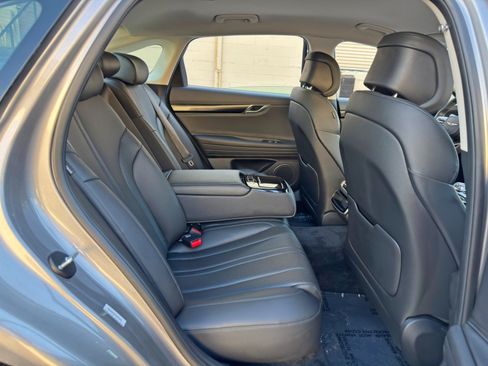 Used 2025 Genesis G80 2.5T AWD/4WD image 45