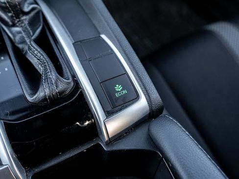 Used 2020 Honda Civic Sport image 27