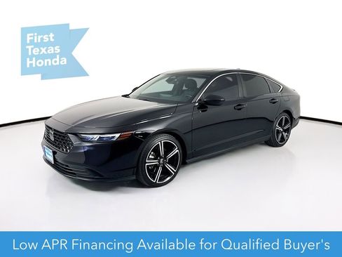 Used 2023 Honda Accord Sport image 3