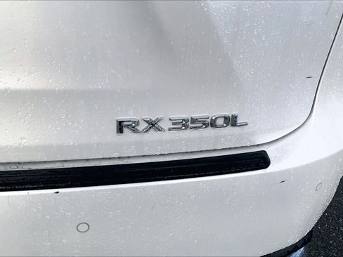 Used 2019 Lexus RX 350L w/ Premium Package image 9