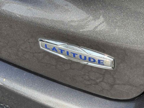 Used 2018 Jeep Compass Latitude w/ Popular Equipment Group image 13