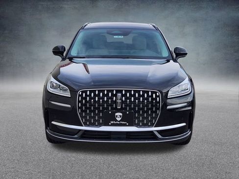 New 2026 Lincoln Corsair Reserve w/ Towing Package image 2