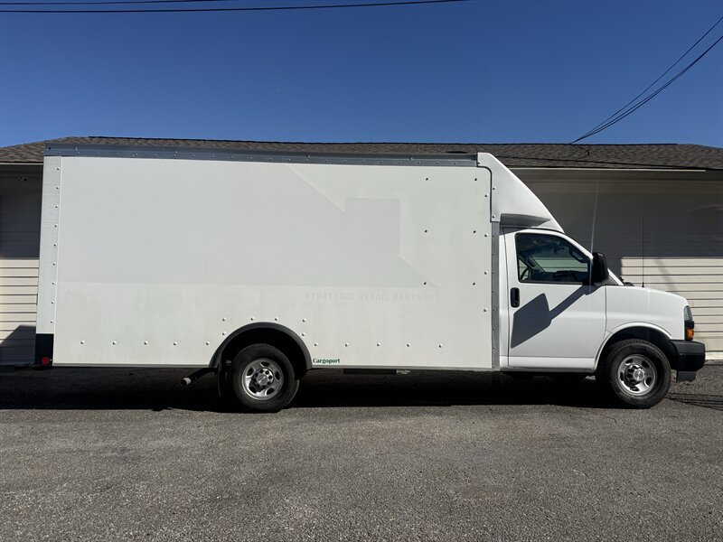 Used 2023 Chevrolet Express 3500 w/ Power Convenience Package RWD image 1