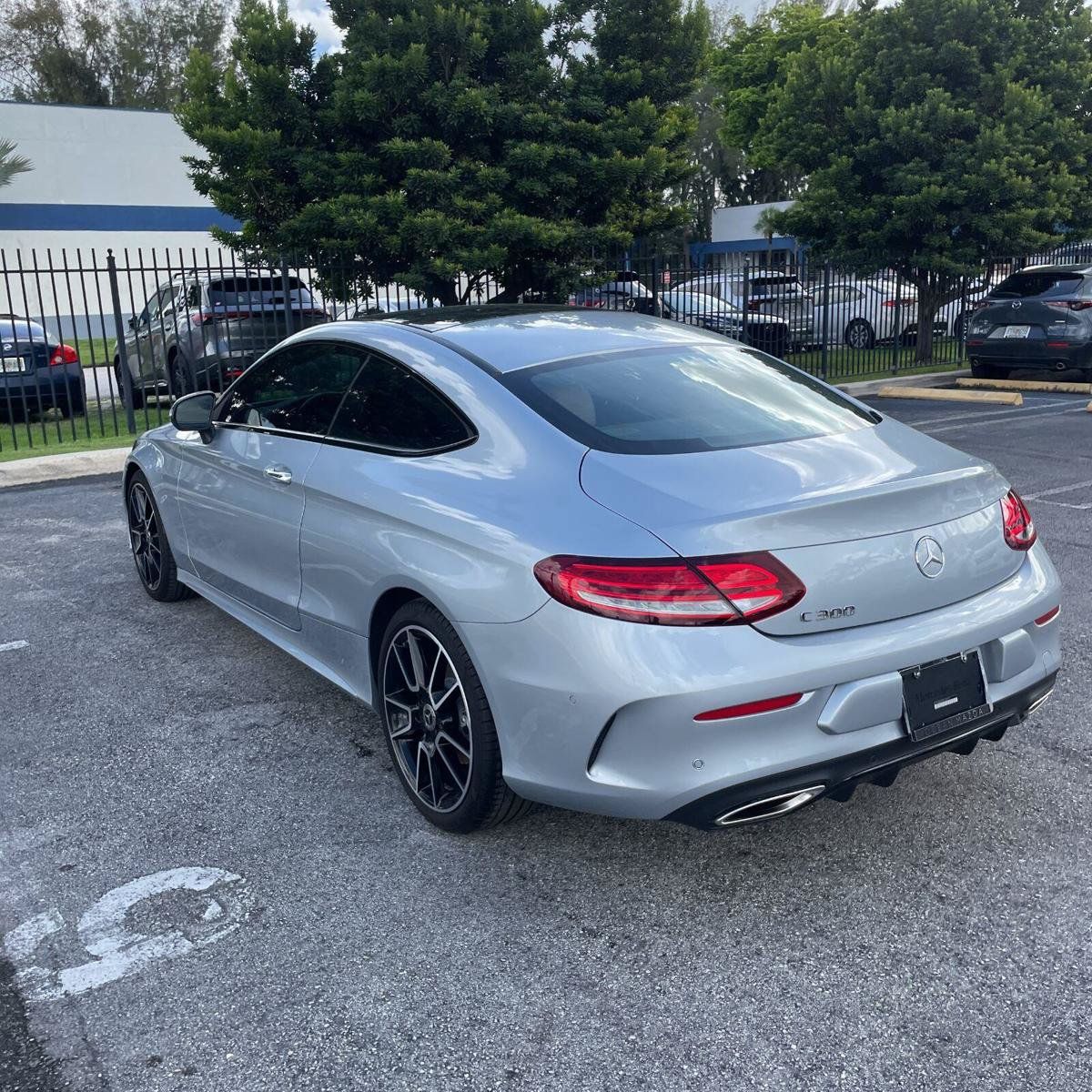 Used 2023 Mercedes-Benz C 300 Coupe image 3