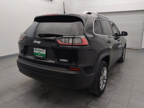 Used 2019 Jeep Cherokee Latitude Plus w/ Comfort/Convenience Group image 9