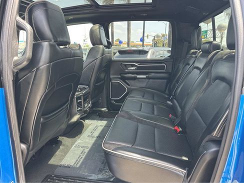 Used 2022 RAM 1500 Laramie AWD/4WD image 10