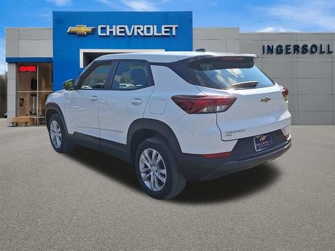 Used 2023 Chevrolet TrailBlazer LS AWD/4WD image 21