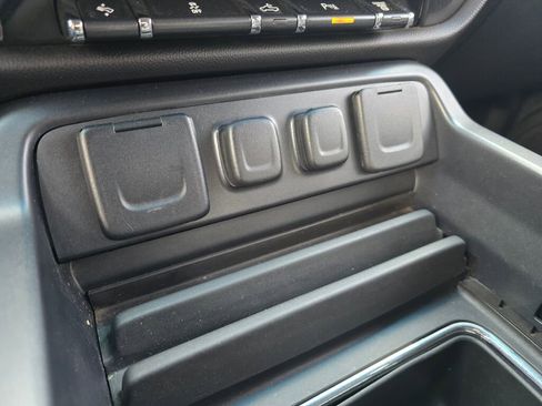 Used 2015 Chevrolet Silverado 2500 LT image 31