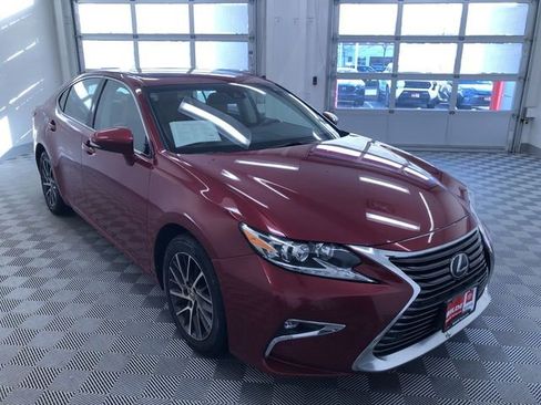 Used 2017 Lexus ES 350 image 36