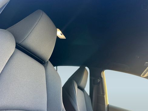 Used 2023 Toyota Corolla SE image 25