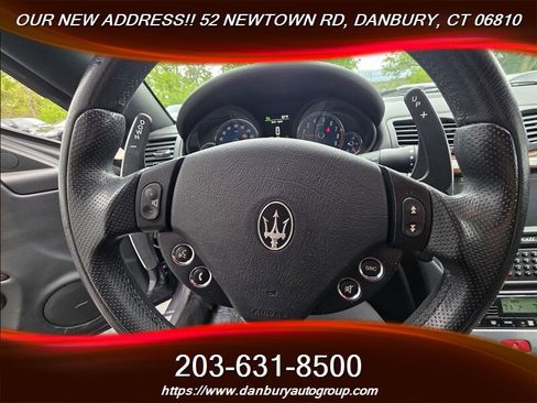 Used 2011 Maserati GranTurismo Convertible RWD image 11