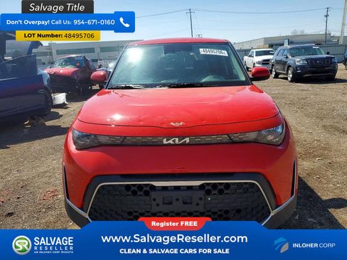 Used 2025 Kia Soul LX w/ LX Technology Package FWD image 7