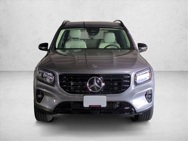 Used 2026 Mercedes-Benz GLB 250 image 2