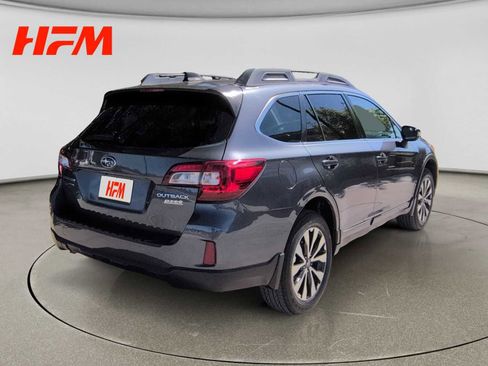 Used 2016 Subaru Outback 2.5i Limited AWD/4WD image 5