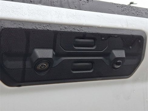 Used 2022 GMC Sierra 1500 Denali w/ Denali Reserve Package image 30