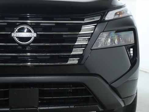 Certified 2026 Nissan Rogue SV image 8