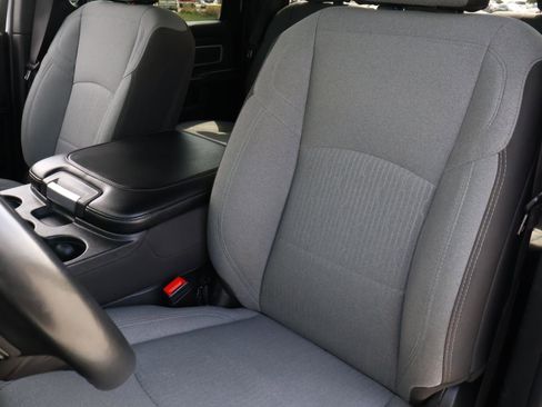 Used 2024 RAM 3500 Big Horn image 13