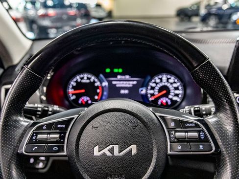 Used 2022 Kia Seltos SX w/ Sunroof Package AWD/4WD image 20